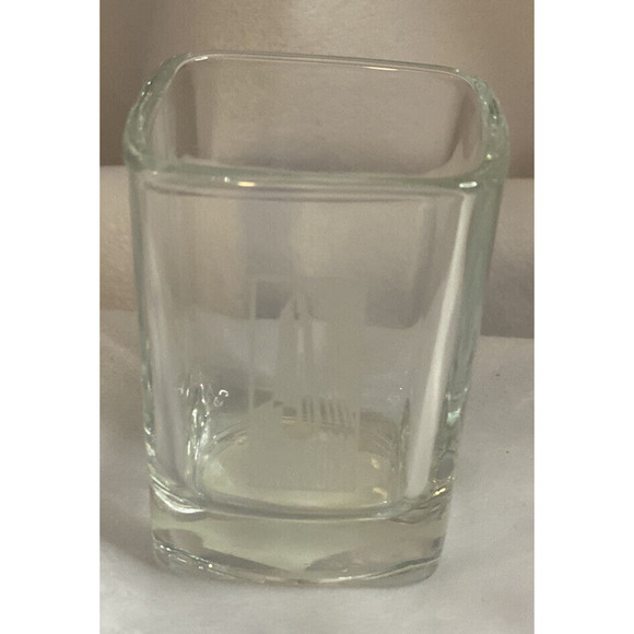 Top of the Rock NYC Square Shot Glass - NYC Souvenir - Picture 1 of 1